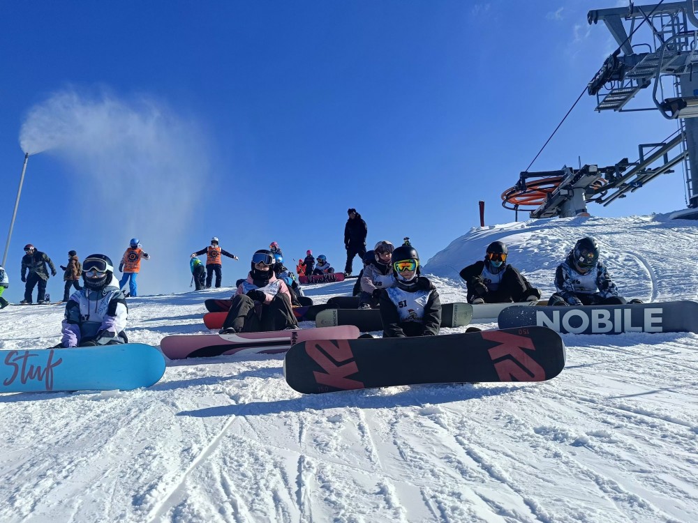 AKTYWNA ZIMA 2026 - Kurs nauki i doskonalenie jazdy na nartach i snowboardzie.